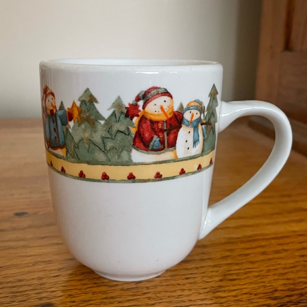 Everyday Gibson Snowman Frolic China Mug set of 2 Designed by Debi Hron 2003